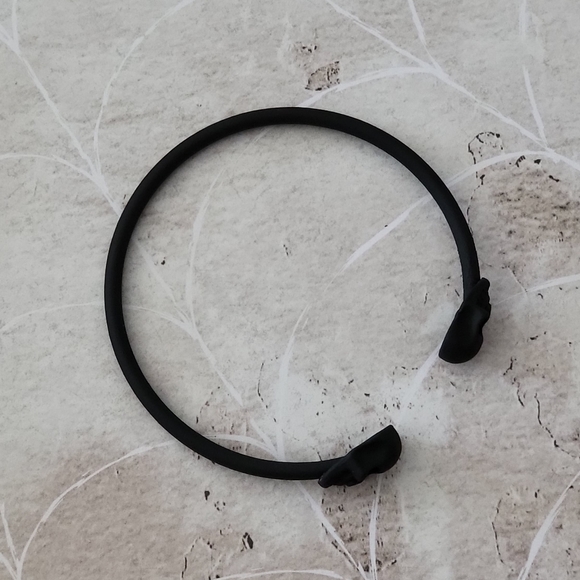 Skull Bracelet - Picture 3 of 3